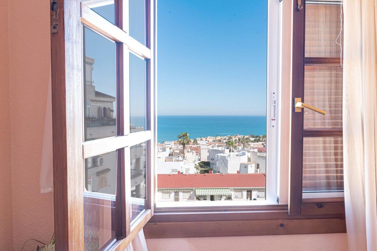 Beautiful Apartment Near Lamata Beach With Panorama Sea View!!! ตอร์เรเวียคา ภายนอก รูปภาพ