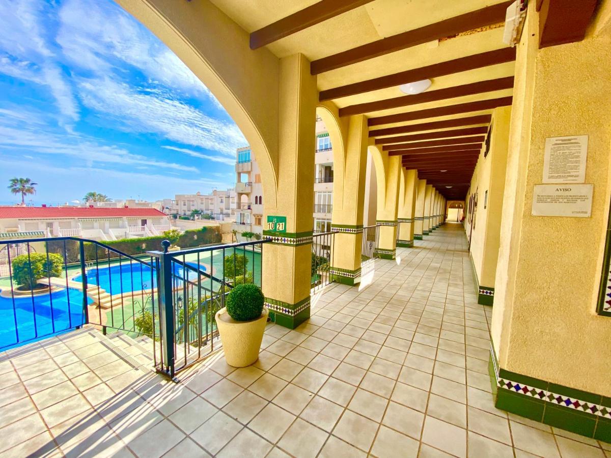 Beautiful Apartment Near Lamata Beach With Panorama Sea View!!! ตอร์เรเวียคา ภายนอก รูปภาพ