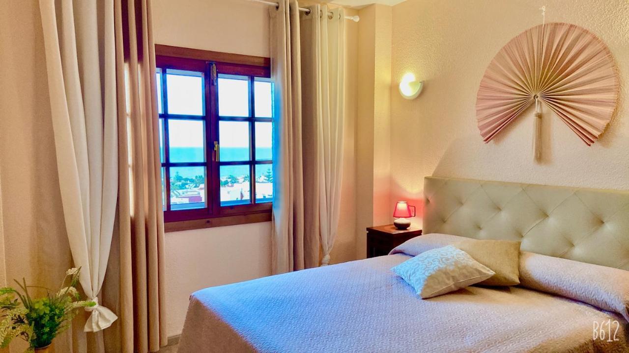 Beautiful Apartment Near Lamata Beach With Panorama Sea View!!! ตอร์เรเวียคา ภายนอก รูปภาพ